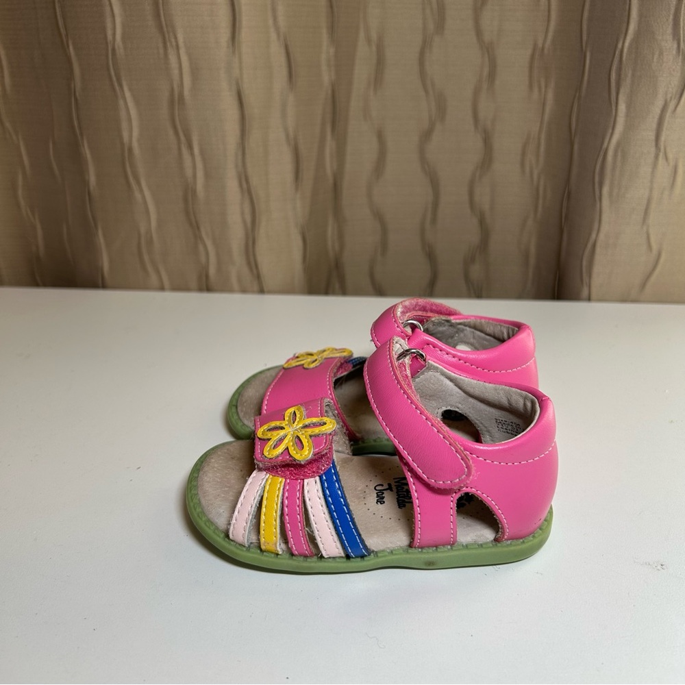 Livie & Luca Matilda Jane Nova Baby Girl's 4 Pink Leather Sandal Flower Sun Daze